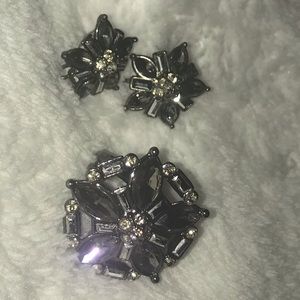 2 PC set - earrings with matching ring.